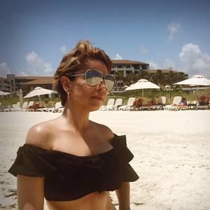 Meet your Posher, Monica